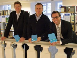 (v.l.n.r.) Lothar Meyer-Mertel, Gesch&auml;ftsf&uuml;hrer Hildesheim Marketing, Michael Beier, Fundr