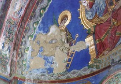 Salze zerfressen die Oberfl&auml;che.